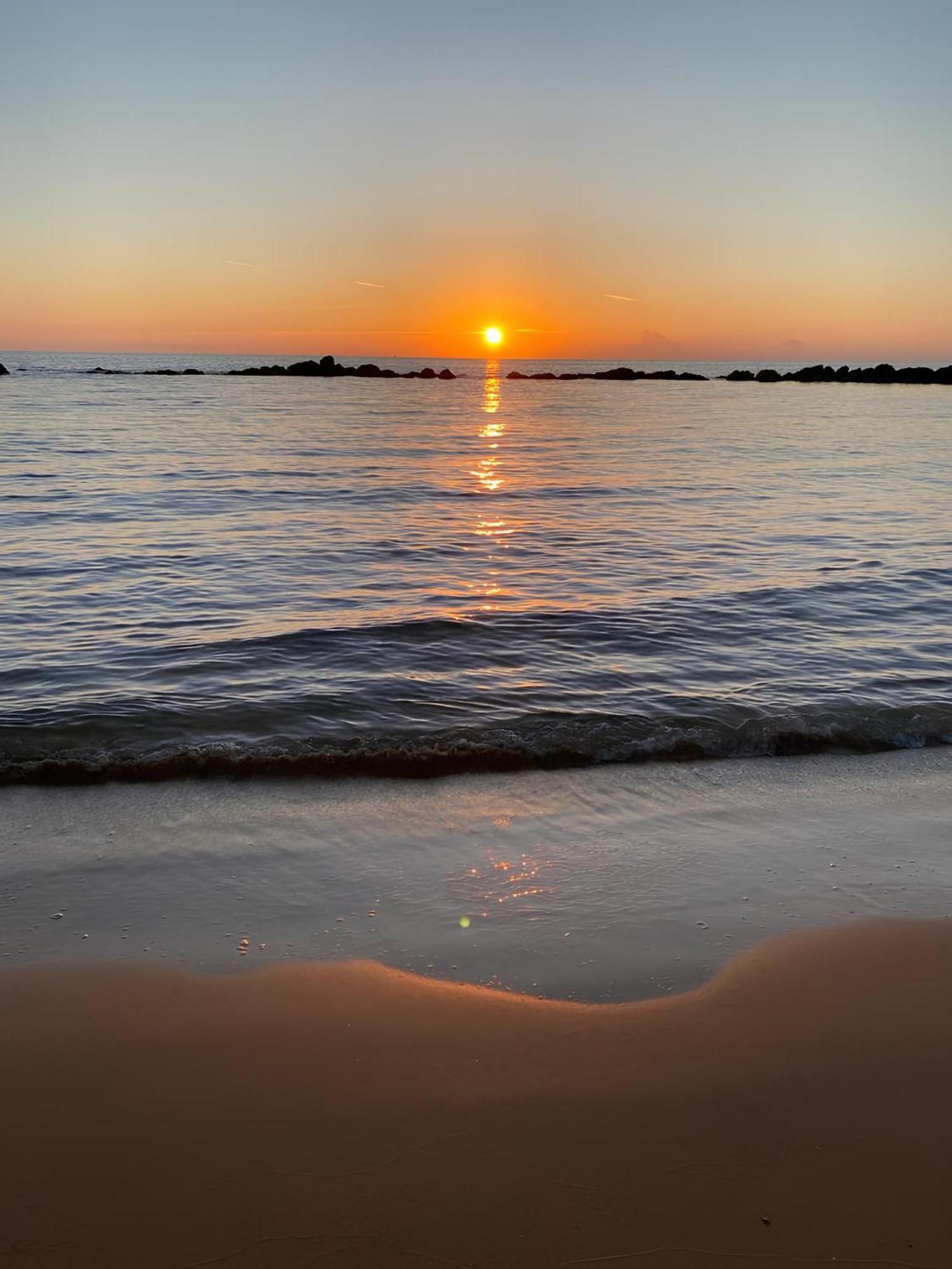 Sea Sunset Apartment ซานเลโอเน ภายนอก รูปภาพ
